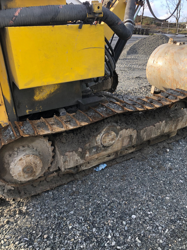 Atlas Copco FlexiROC T30 - Platforma za bušenje: slika Atlas Copco FlexiROC T30 - Platforma za bušenje Atlas Copco FlexiROC T30 - Platforma za bušenje: slika Atlas Copco FlexiROC T30 - Platforma za bušenje