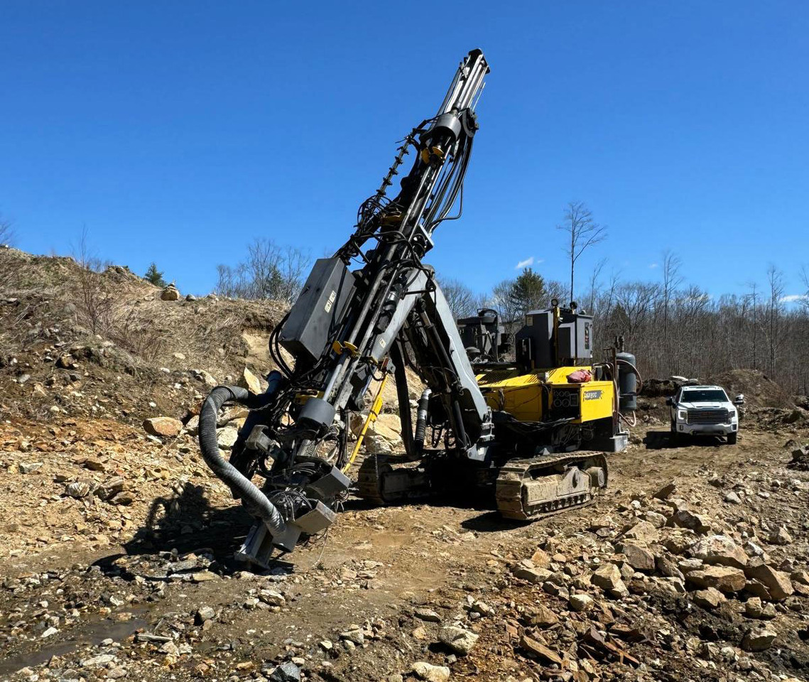 Atlas Copco FlexiROC T30R - Platforma za bušenje: slika Atlas Copco FlexiROC T30R - Platforma za bušenje Atlas Copco FlexiROC T30R - Platforma za bušenje: slika Atlas Copco FlexiROC T30R - Platforma za bušenje