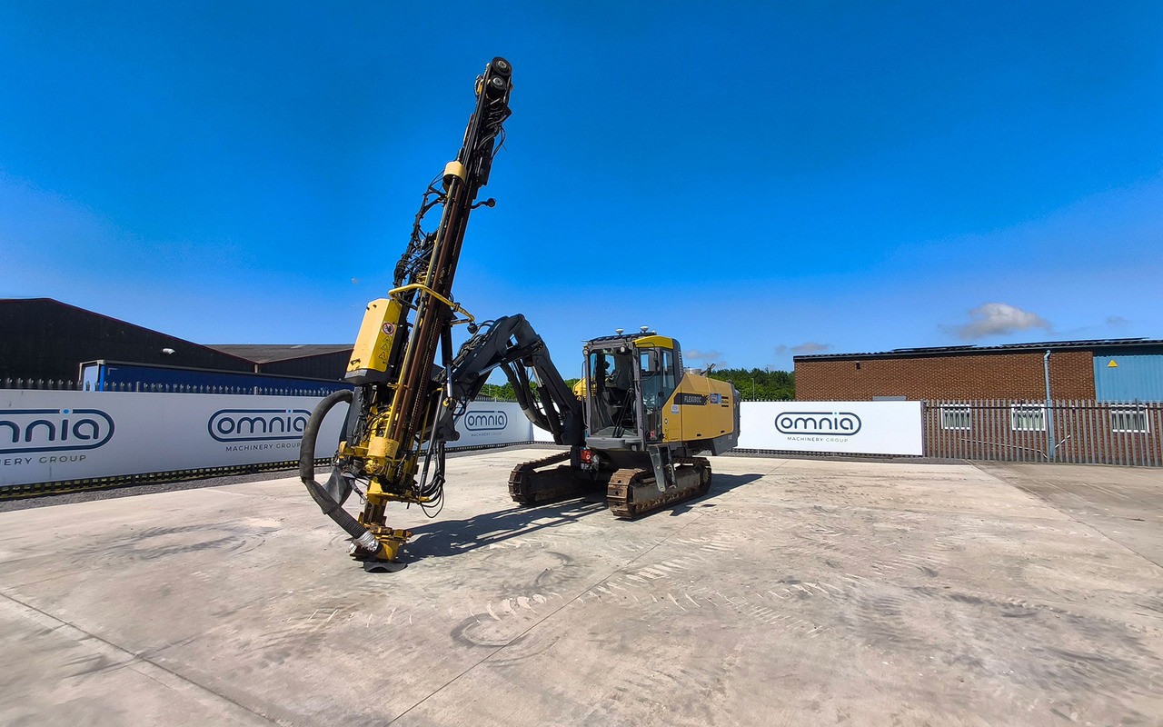 Atlas Copco FlexiROC T45-11SF - Platforma za bušenje: slika Atlas Copco FlexiROC T45-11SF - Platforma za bušenje Atlas Copco FlexiROC T45-11SF - Platforma za bušenje: slika Atlas Copco FlexiROC T45-11SF - Platforma za bušenje