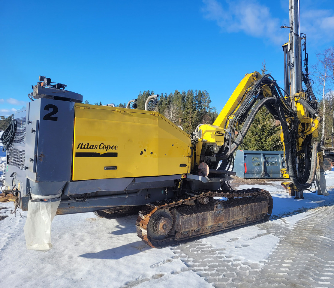 Atlas Copco ROC D7-01 RRC - Platforma za bušenje: slika Atlas Copco ROC D7-01 RRC - Platforma za bušenje Atlas Copco ROC D7-01 RRC - Platforma za bušenje: slika Atlas Copco ROC D7-01 RRC - Platforma za bušenje