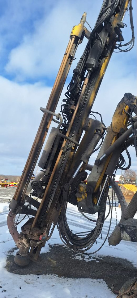 Atlas Copco ROC F9 - Platforma za bušenje: slika Atlas Copco ROC F9 - Platforma za bušenje Atlas Copco ROC F9 - Platforma za bušenje: slika Atlas Copco ROC F9 - Platforma za bušenje