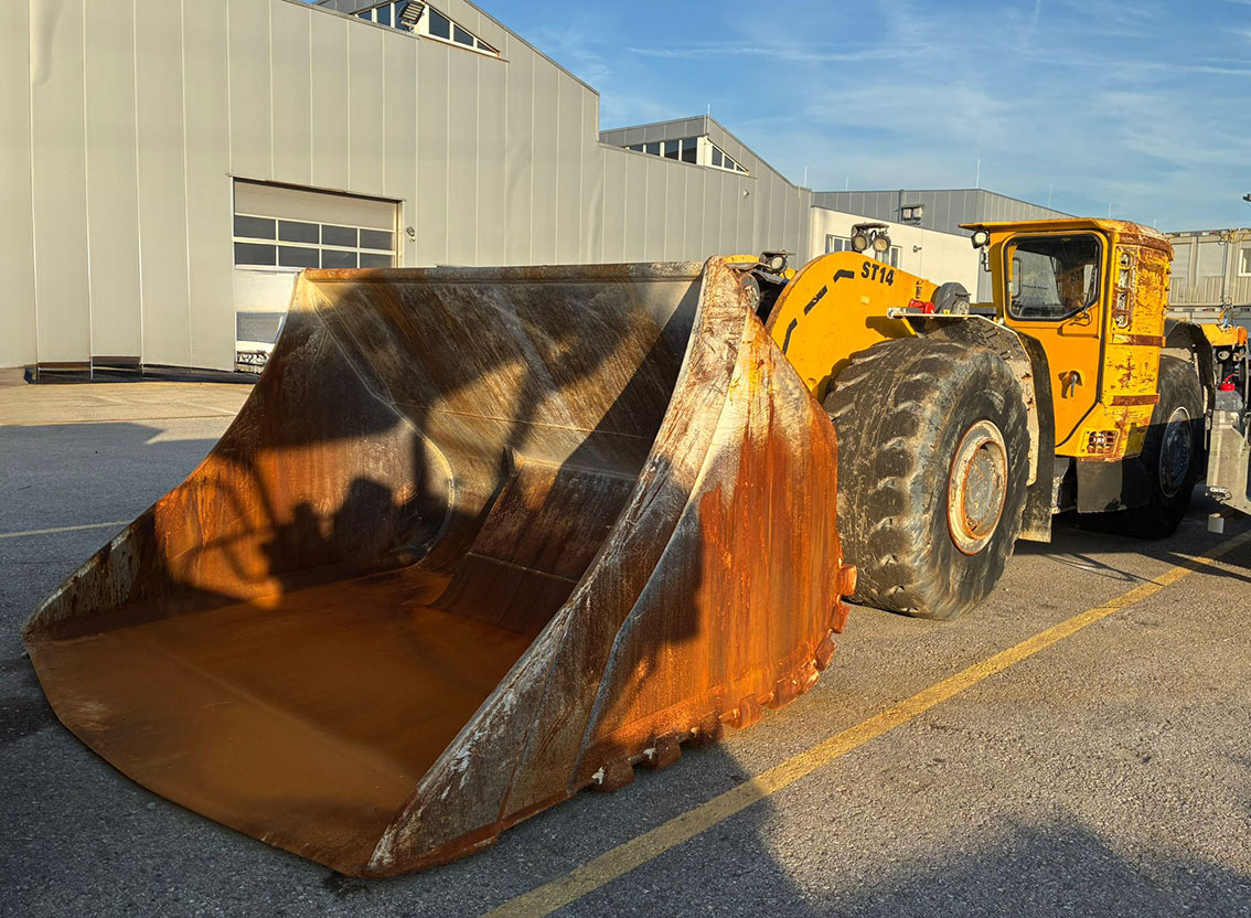 Atlas Copco ST14 - Rudarski strojevi: slika Atlas Copco ST14 - Rudarski strojevi Atlas Copco ST14 - Rudarski strojevi: slika Atlas Copco ST14 - Rudarski strojevi