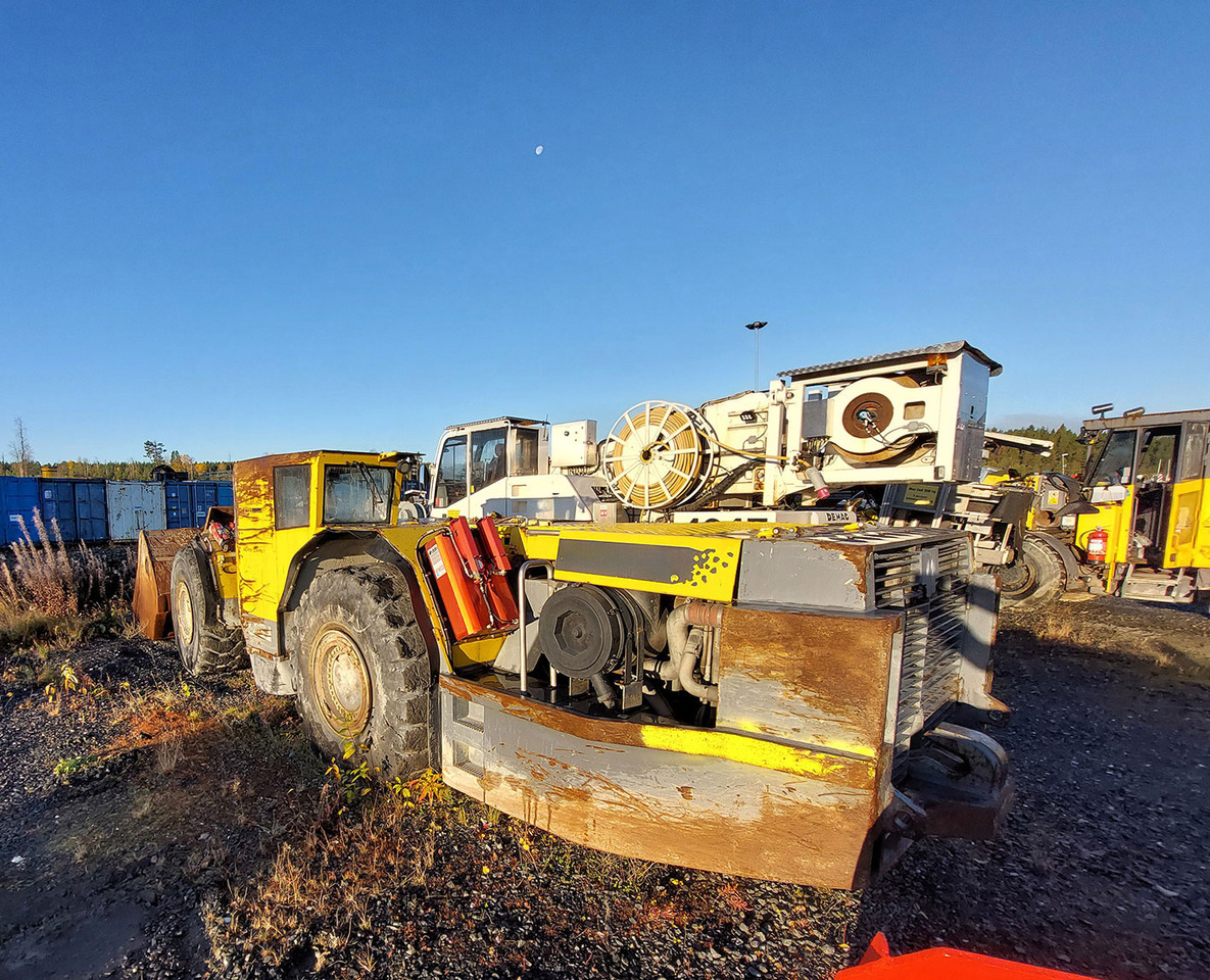 Atlas Copco ST14 - Rudarski strojevi: slika Atlas Copco ST14 - Rudarski strojevi Atlas Copco ST14 - Rudarski strojevi: slika Atlas Copco ST14 - Rudarski strojevi