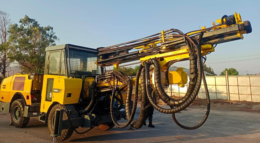 Atlas Copco Simba S7D - Rudarski strojevi: slika Atlas Copco Simba S7D - Rudarski strojevi Atlas Copco Simba S7D - Rudarski strojevi: slika Atlas Copco Simba S7D - Rudarski strojevi