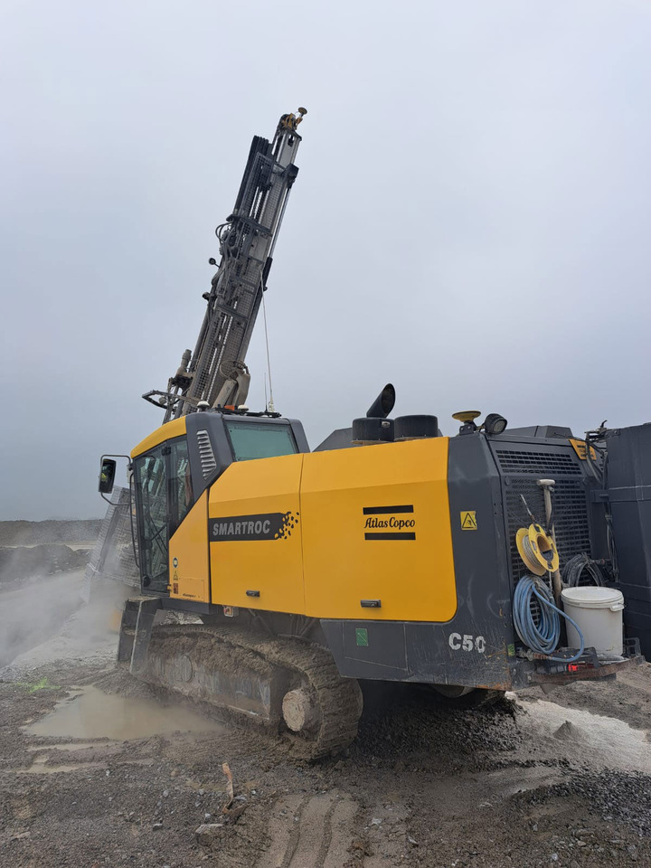 Atlas Copco SmartROC C50-10SF - Platforma za bušenje: slika Atlas Copco SmartROC C50-10SF - Platforma za bušenje Atlas Copco SmartROC C50-10SF - Platforma za bušenje: slika Atlas Copco SmartROC C50-10SF - Platforma za bušenje