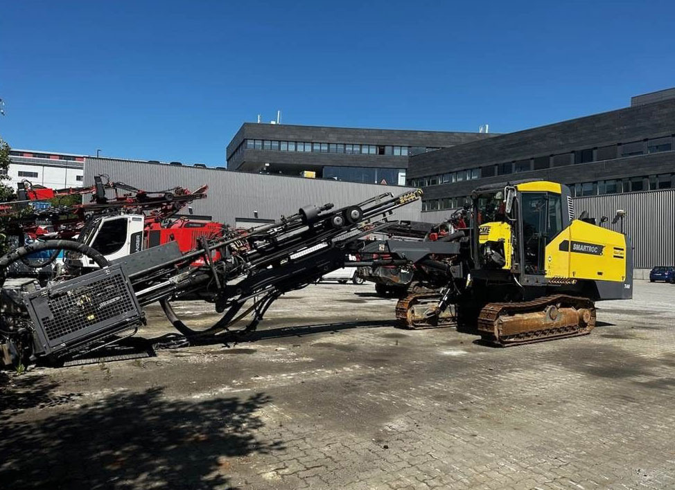 Atlas Copco SmartROC T40-11 - Platforma za bušenje: slika Atlas Copco SmartROC T40-11 - Platforma za bušenje Atlas Copco SmartROC T40-11 - Platforma za bušenje: slika Atlas Copco SmartROC T40-11 - Platforma za bušenje