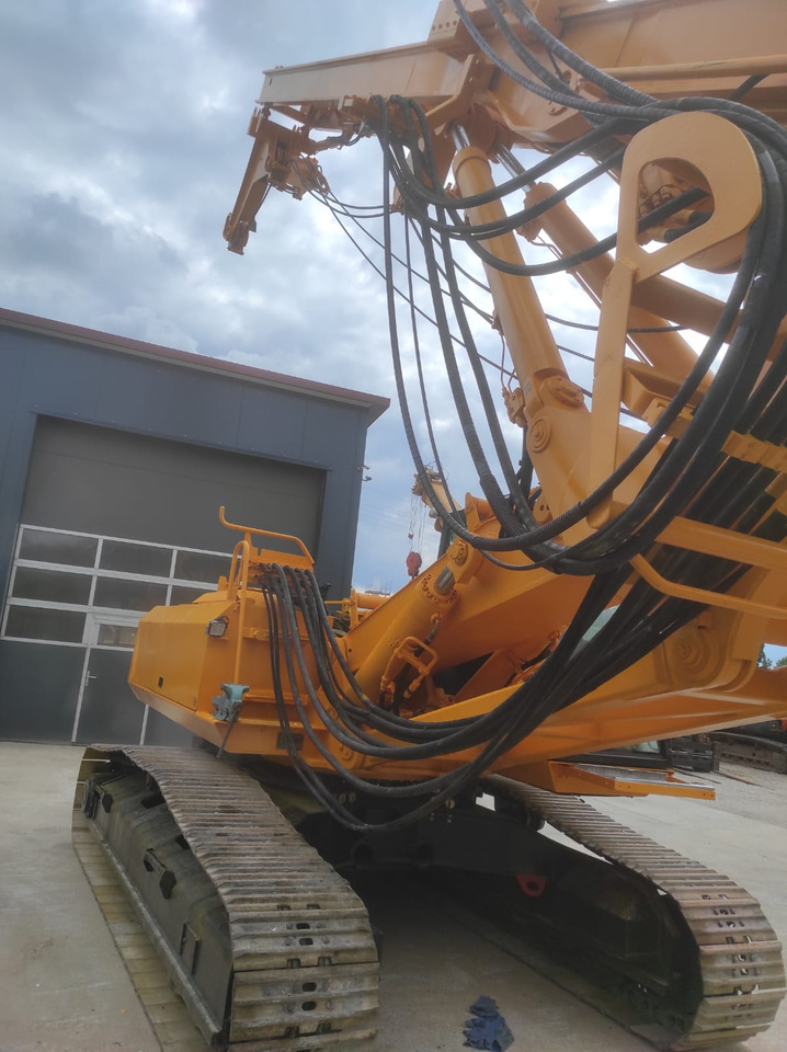 Bauer BG 9H - Platforma za bušenje: slika Bauer BG 9H - Platforma za bušenje Bauer BG 9H - Platforma za bušenje: slika Bauer BG 9H - Platforma za bušenje