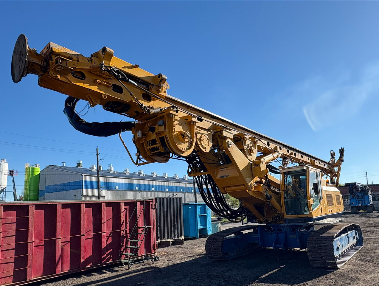 Bauer BG22 - Zabijač stupova: slika Bauer BG22 - Zabijač stupova Bauer BG22 - Zabijač stupova: slika Bauer BG22 - Zabijač stupova