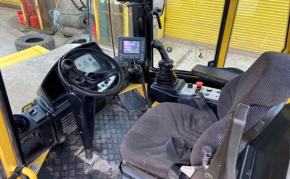 Bomag BW 226 DH-41 BVC - Kompaktor: slika Bomag BW 226 DH-41 BVC - Kompaktor Bomag BW 226 DH-41 BVC - Kompaktor: slika Bomag BW 226 DH-41 BVC - Kompaktor