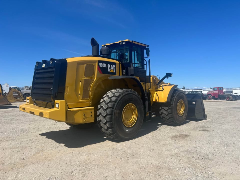 Caterpillar 980M - Utovarivač na kotačima: slika Caterpillar 980M - Utovarivač na kotačima Caterpillar 980M - Utovarivač na kotačima: slika Caterpillar 980M - Utovarivač na kotačima