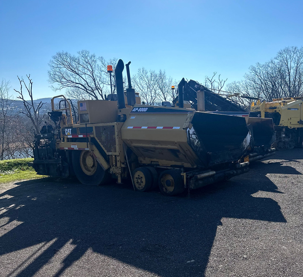 Caterpillar AP-800D - Finišer za asfalt: slika Caterpillar AP-800D - Finišer za asfalt Caterpillar AP-800D - Finišer za asfalt: slika Caterpillar AP-800D - Finišer za asfalt