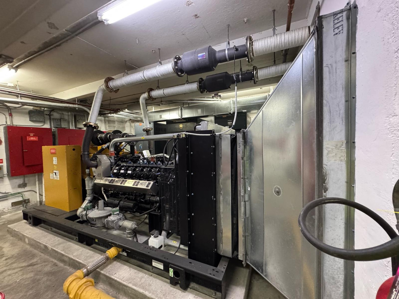 Caterpillar DG450 GC - Generatorski set: slika Caterpillar DG450 GC - Generatorski set Caterpillar DG450 GC - Generatorski set: slika Caterpillar DG450 GC - Generatorski set