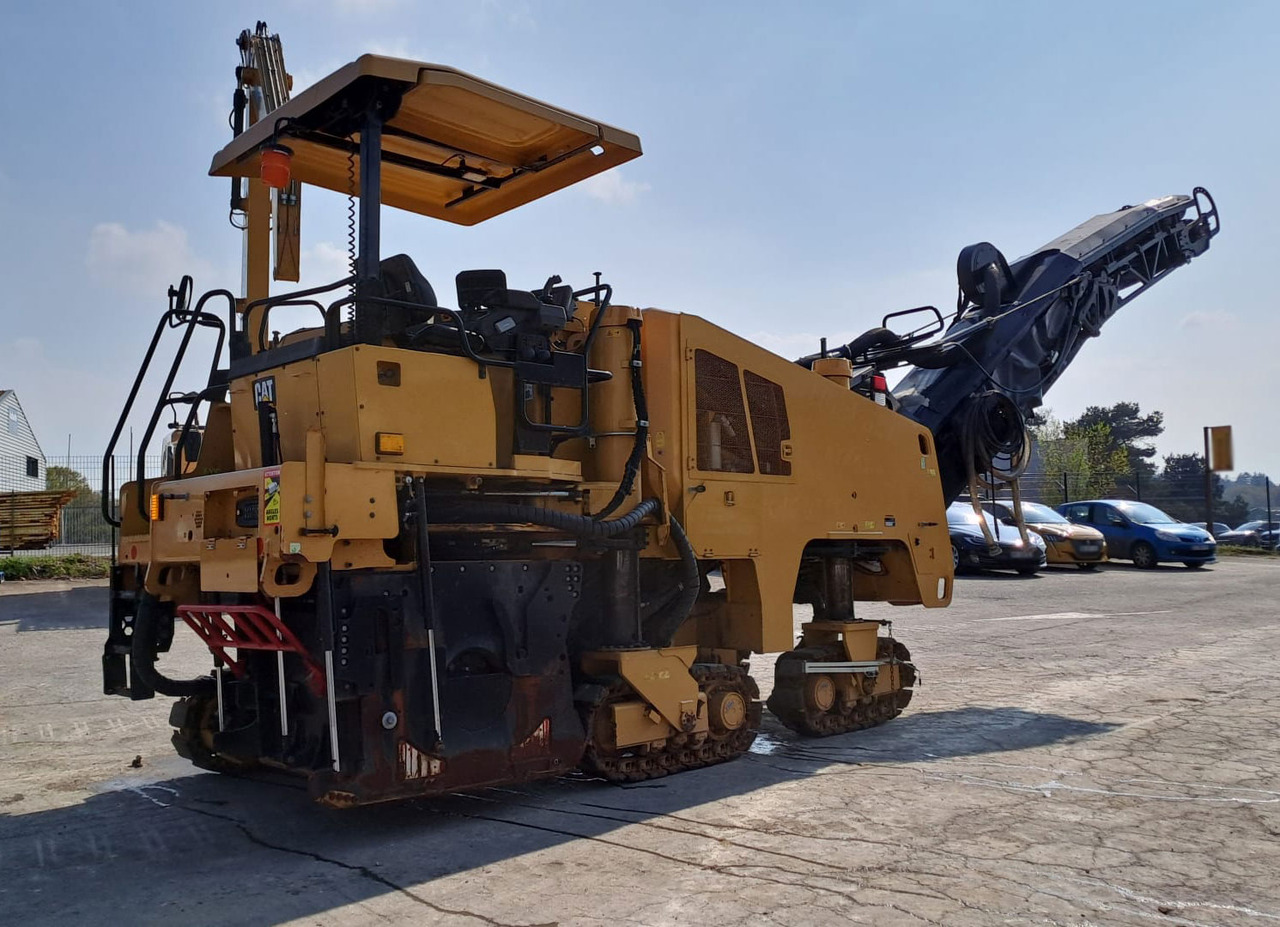 Caterpillar PM-310 - Hladni planer: slika Caterpillar PM-310 - Hladni planer Caterpillar PM-310 - Hladni planer: slika Caterpillar PM-310 - Hladni planer
