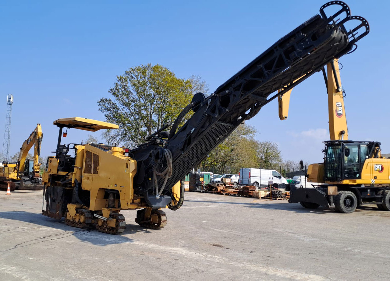 Caterpillar PM-310 - Hladni planer: slika Caterpillar PM-310 - Hladni planer Caterpillar PM-310 - Hladni planer: slika Caterpillar PM-310 - Hladni planer