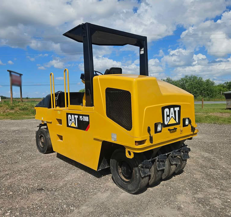 Caterpillar PS-200B - Valjak: slika Caterpillar PS-200B - Valjak Caterpillar PS-200B - Valjak: slika Caterpillar PS-200B - Valjak