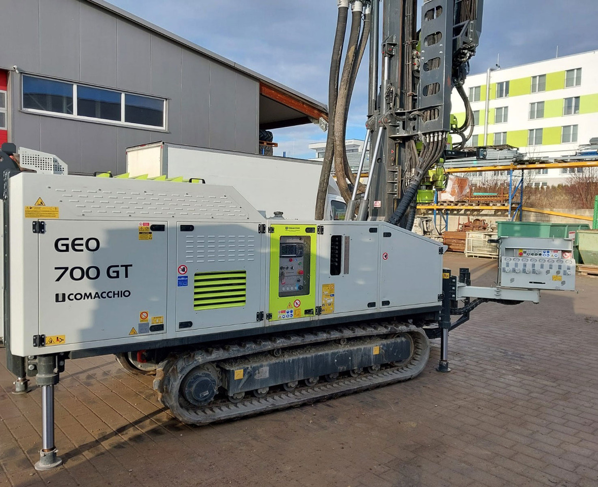 Comacchio GEO 700 GT - Platforma za bušenje: slika Comacchio GEO 700 GT - Platforma za bušenje Comacchio GEO 700 GT - Platforma za bušenje: slika Comacchio GEO 700 GT - Platforma za bušenje