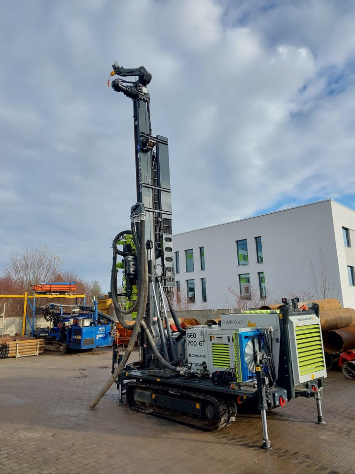 Comacchio GEO 700 GT - Platforma za bušenje: slika Comacchio GEO 700 GT - Platforma za bušenje Comacchio GEO 700 GT - Platforma za bušenje: slika Comacchio GEO 700 GT - Platforma za bušenje
