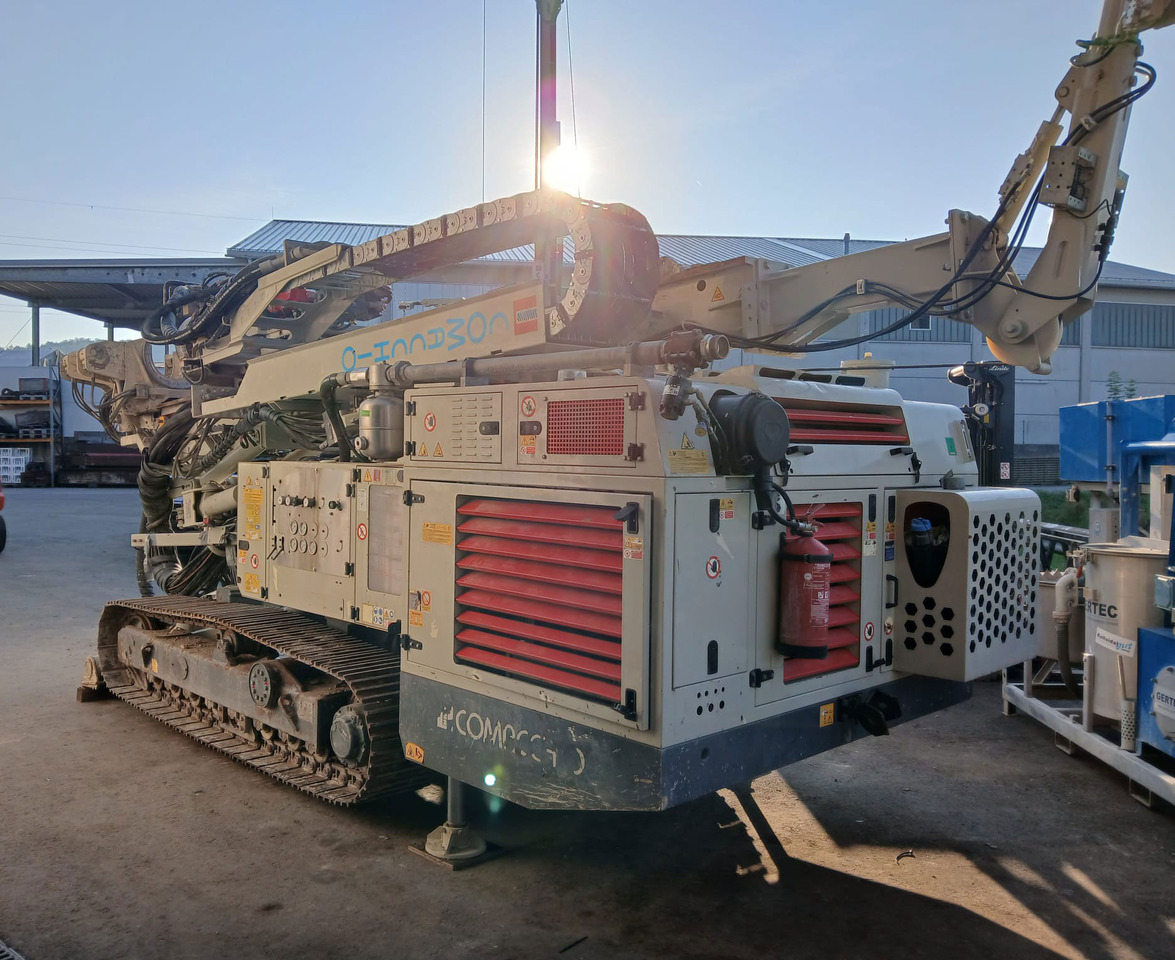 Comacchio MC 15 P - Zabijač stupova: slika Comacchio MC 15 P - Zabijač stupova Comacchio MC 15 P - Zabijač stupova: slika Comacchio MC 15 P - Zabijač stupova