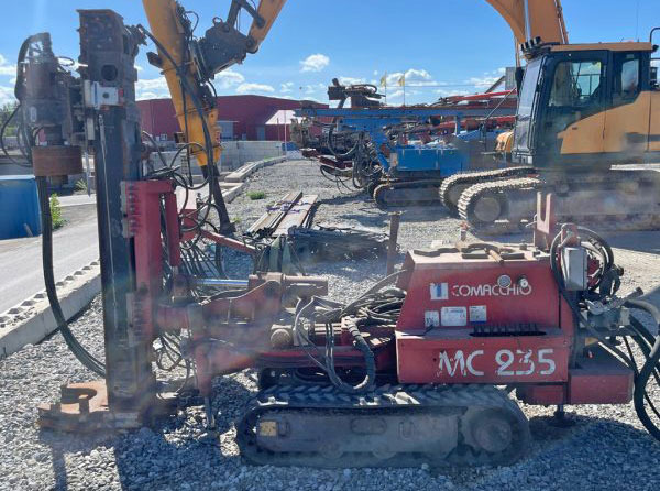 Comacchio mc 235 - Zabijač stupova: slika Comacchio mc 235 - Zabijač stupova Comacchio mc 235 - Zabijač stupova: slika Comacchio mc 235 - Zabijač stupova