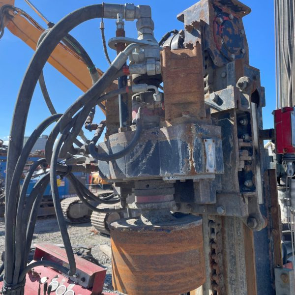 Zabijač stupova Comacchio mc 235: slika Zabijač stupova Comacchio mc 235