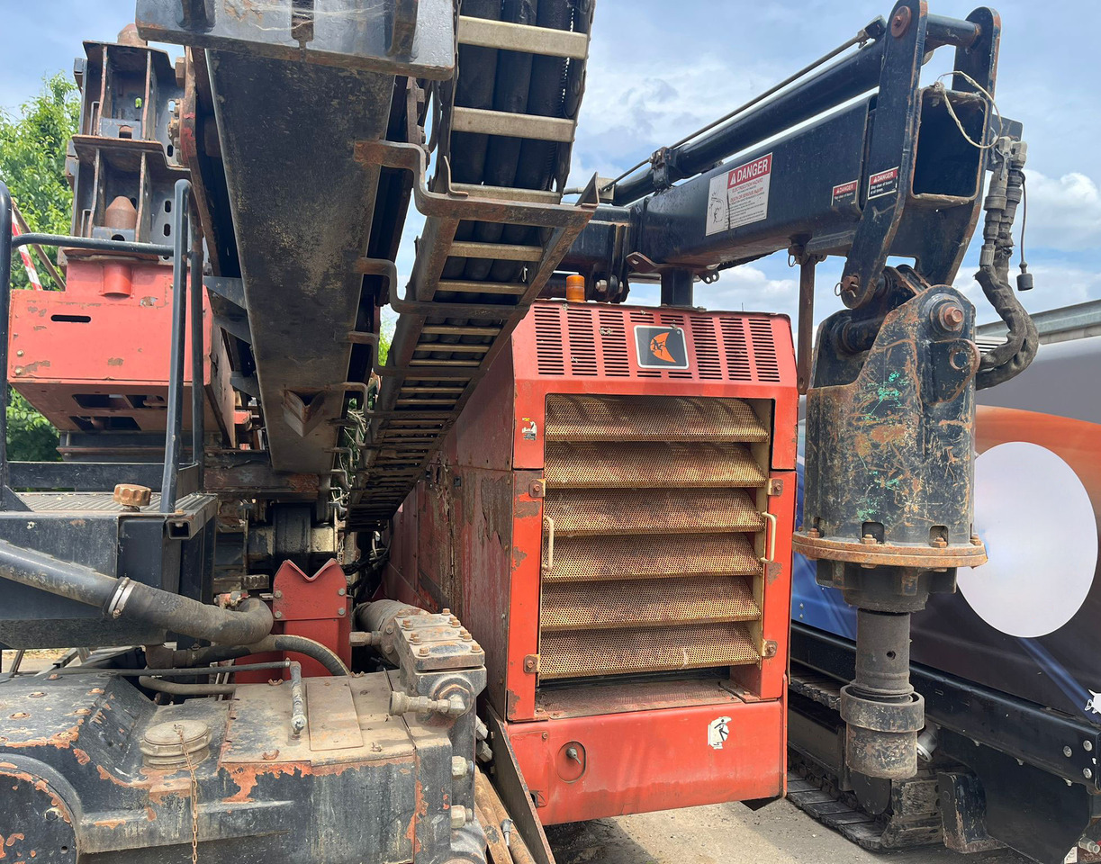 Ditch Witch JT100 Mach 1 - Direkcionalna bušilica: slika Ditch Witch JT100 Mach 1 - Direkcionalna bušilica Ditch Witch JT100 Mach 1 - Direkcionalna bušilica: slika Ditch Witch JT100 Mach 1 - Direkcionalna bušilica