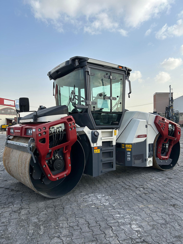 Dynapac CC4200 Vi - Valjak: slika Dynapac CC4200 Vi - Valjak Dynapac CC4200 Vi - Valjak: slika Dynapac CC4200 Vi - Valjak