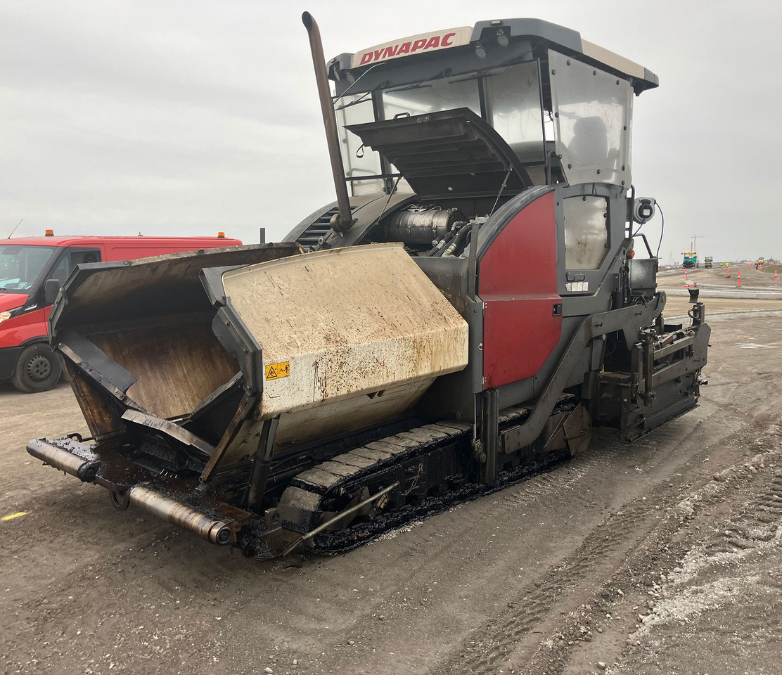 Dynapac SD2500CS - Finišer za asfalt: slika Dynapac SD2500CS - Finišer za asfalt Dynapac SD2500CS - Finišer za asfalt: slika Dynapac SD2500CS - Finišer za asfalt