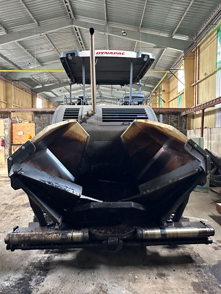Dynapac SD2500CS - Finišer za asfalt: slika Dynapac SD2500CS - Finišer za asfalt Dynapac SD2500CS - Finišer za asfalt: slika Dynapac SD2500CS - Finišer za asfalt