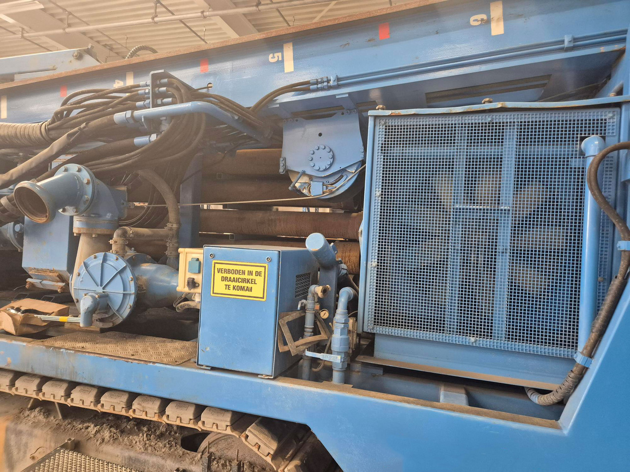 Fraste FS400 - Platforma za bušenje: slika Fraste FS400 - Platforma za bušenje Fraste FS400 - Platforma za bušenje: slika Fraste FS400 - Platforma za bušenje