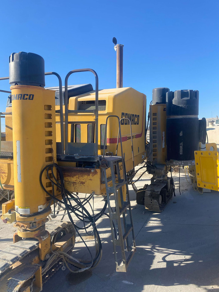 Gomaco Commander III - Betonski finišer: slika Gomaco Commander III - Betonski finišer Gomaco Commander III - Betonski finišer: slika Gomaco Commander III - Betonski finišer