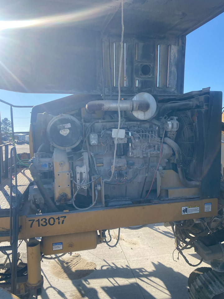 Gomaco Commander III - Betonski finišer: slika Gomaco Commander III - Betonski finišer Gomaco Commander III - Betonski finišer: slika Gomaco Commander III - Betonski finišer