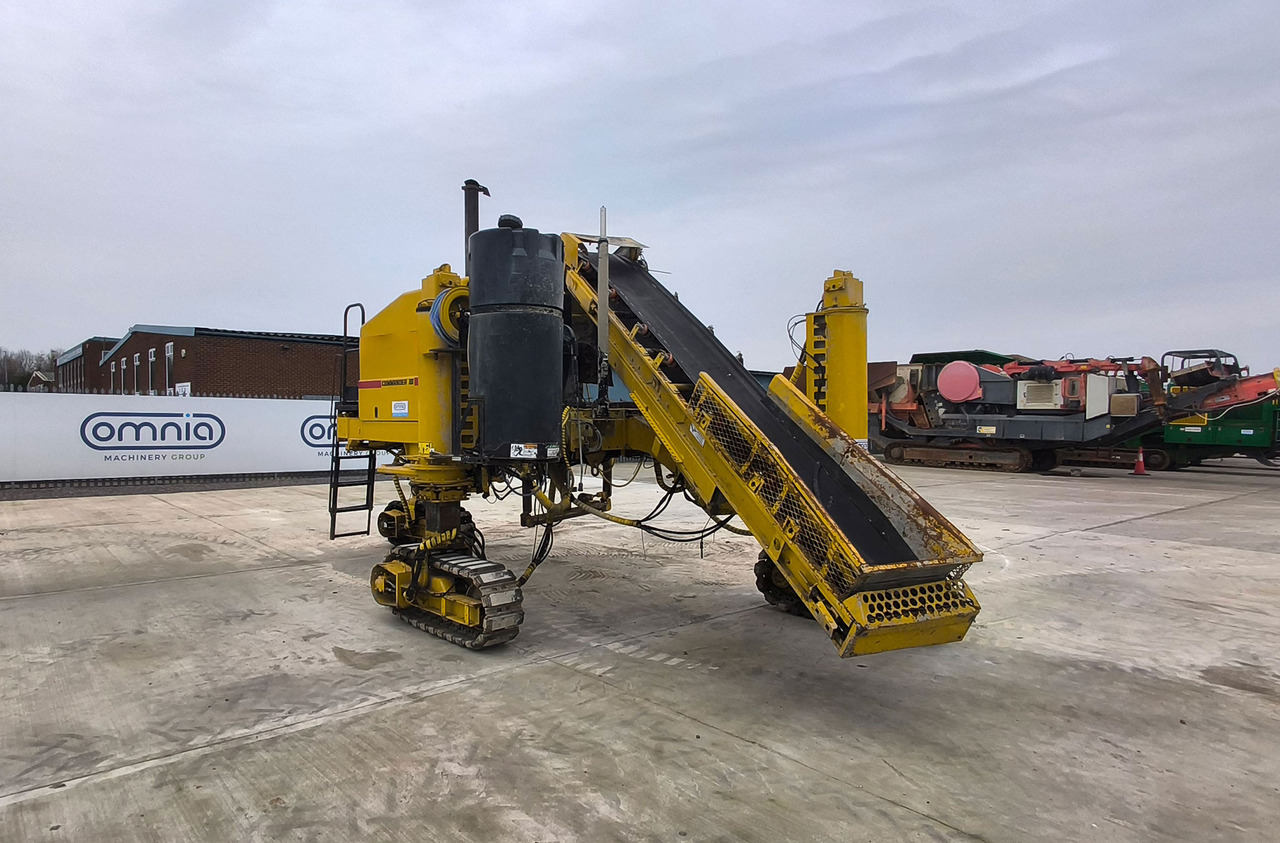 Gomaco Commander III - Betonski finišer: slika Gomaco Commander III - Betonski finišer Gomaco Commander III - Betonski finišer: slika Gomaco Commander III - Betonski finišer