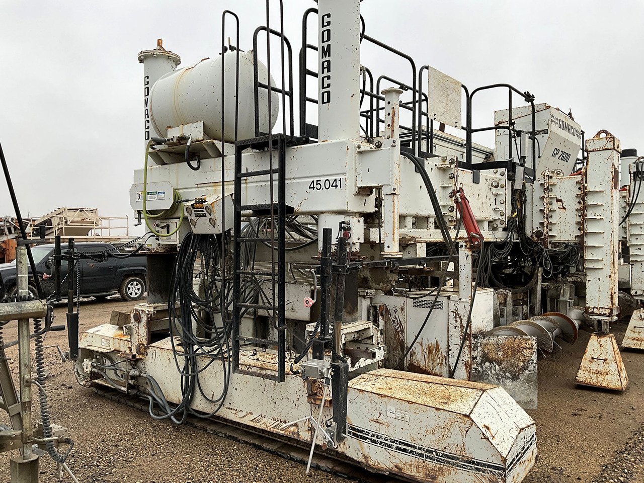 Gomaco GP-2600 - Finišer za asfalt: slika Gomaco GP-2600 - Finišer za asfalt Gomaco GP-2600 - Finišer za asfalt: slika Gomaco GP-2600 - Finišer za asfalt