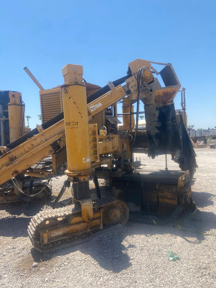 Gomaco GT-3600 - Finišer za asfalt: slika Gomaco GT-3600 - Finišer za asfalt Gomaco GT-3600 - Finišer za asfalt: slika Gomaco GT-3600 - Finišer za asfalt