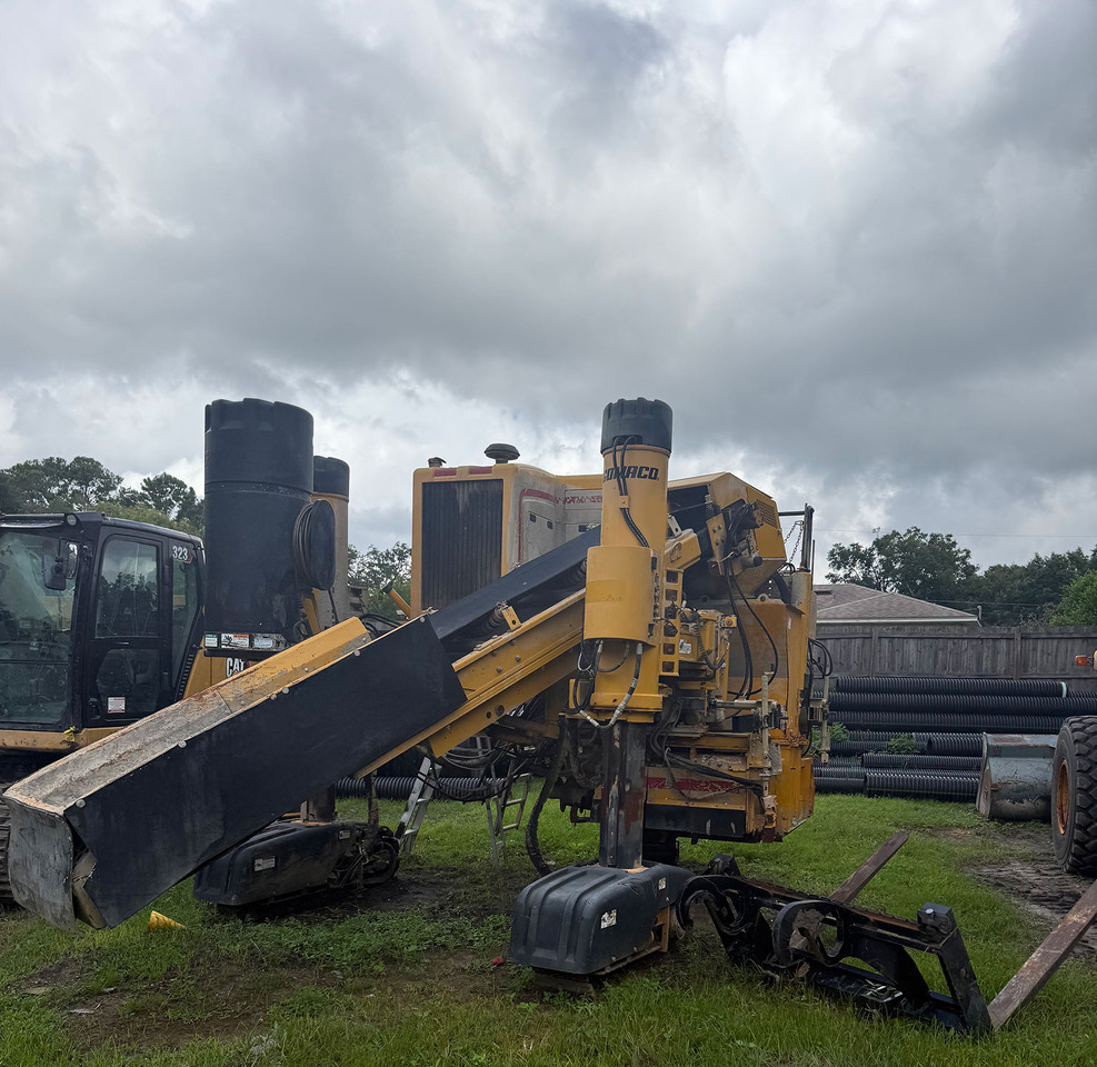 Gomaco GT-3600 - Finišer za asfalt: slika Gomaco GT-3600 - Finišer za asfalt Gomaco GT-3600 - Finišer za asfalt: slika Gomaco GT-3600 - Finišer za asfalt