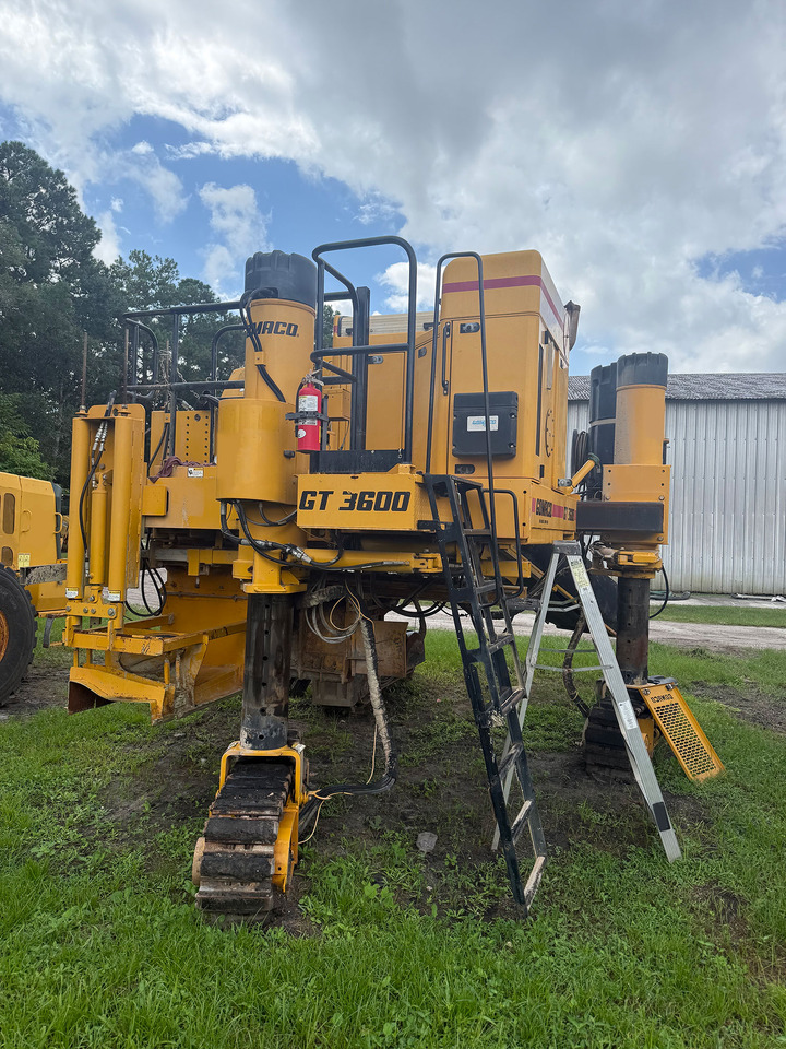 Gomaco GT-3600 - Finišer za asfalt: slika Gomaco GT-3600 - Finišer za asfalt Gomaco GT-3600 - Finišer za asfalt: slika Gomaco GT-3600 - Finišer za asfalt