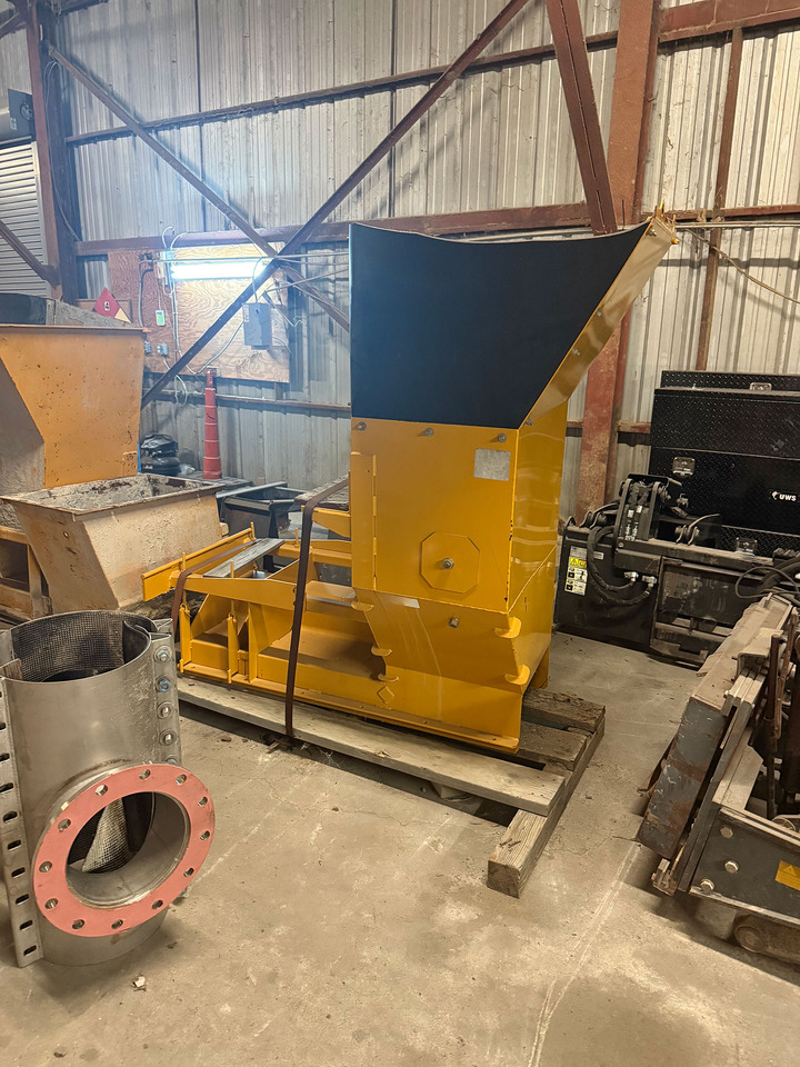 Gomaco GT-3600 - Finišer za asfalt: slika Gomaco GT-3600 - Finišer za asfalt Gomaco GT-3600 - Finišer za asfalt: slika Gomaco GT-3600 - Finišer za asfalt