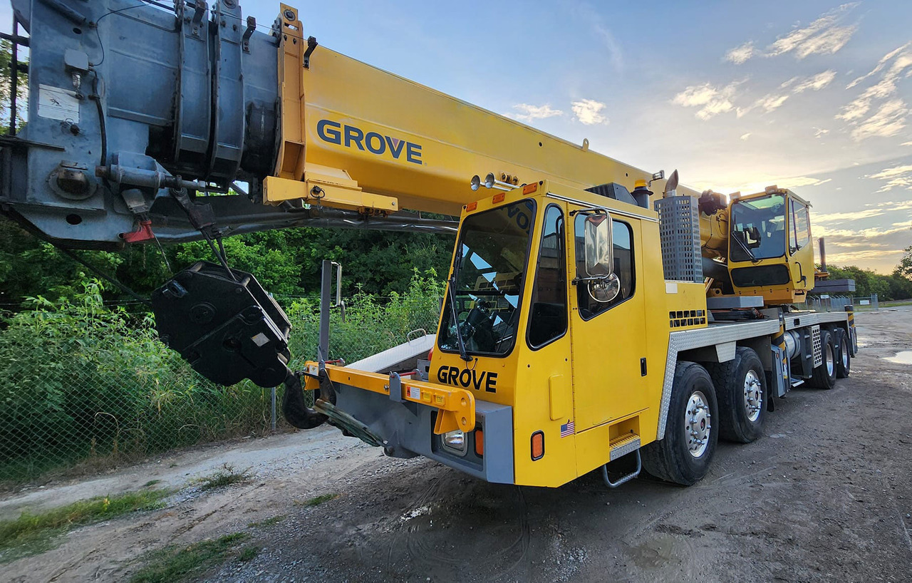 Grove TMS700E - Autodizalica: slika Grove TMS700E - Autodizalica Grove TMS700E - Autodizalica: slika Grove TMS700E - Autodizalica