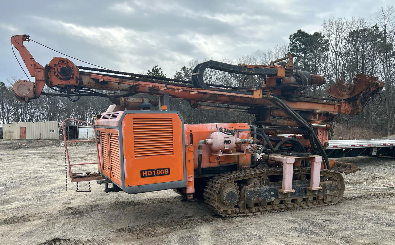 Zabijač stupova HD HD180B: slika Zabijač stupova HD HD180B Zabijač stupova HD HD180B: slika Zabijač stupova HD HD180B