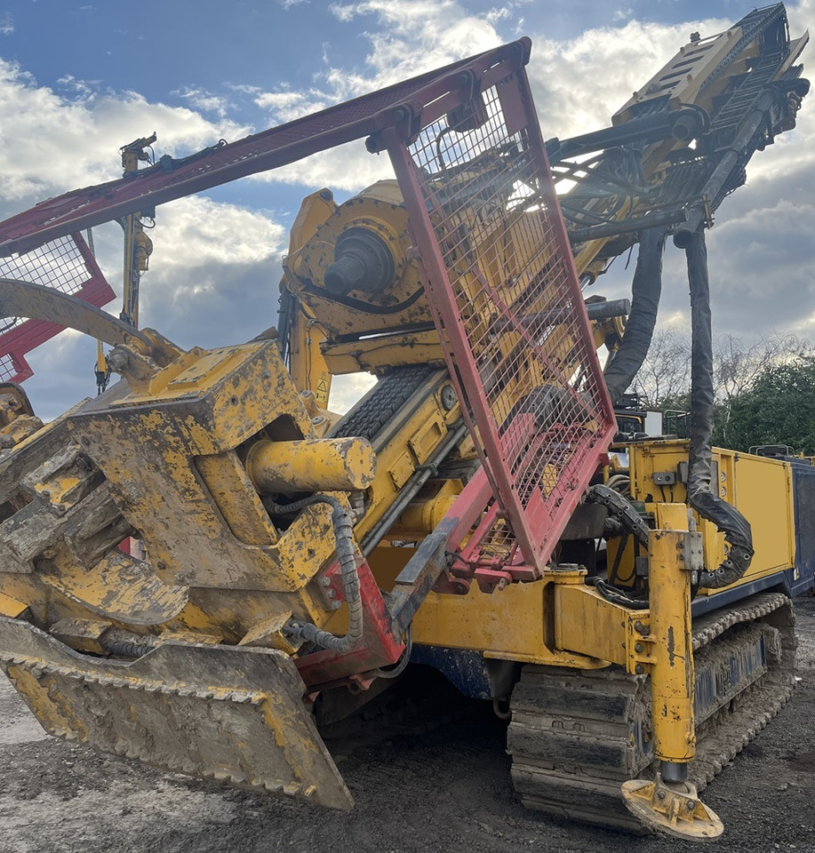 Hutte HBR 207 - Zabijač stupova: slika Hutte HBR 207 - Zabijač stupova Hutte HBR 207 - Zabijač stupova: slika Hutte HBR 207 - Zabijač stupova