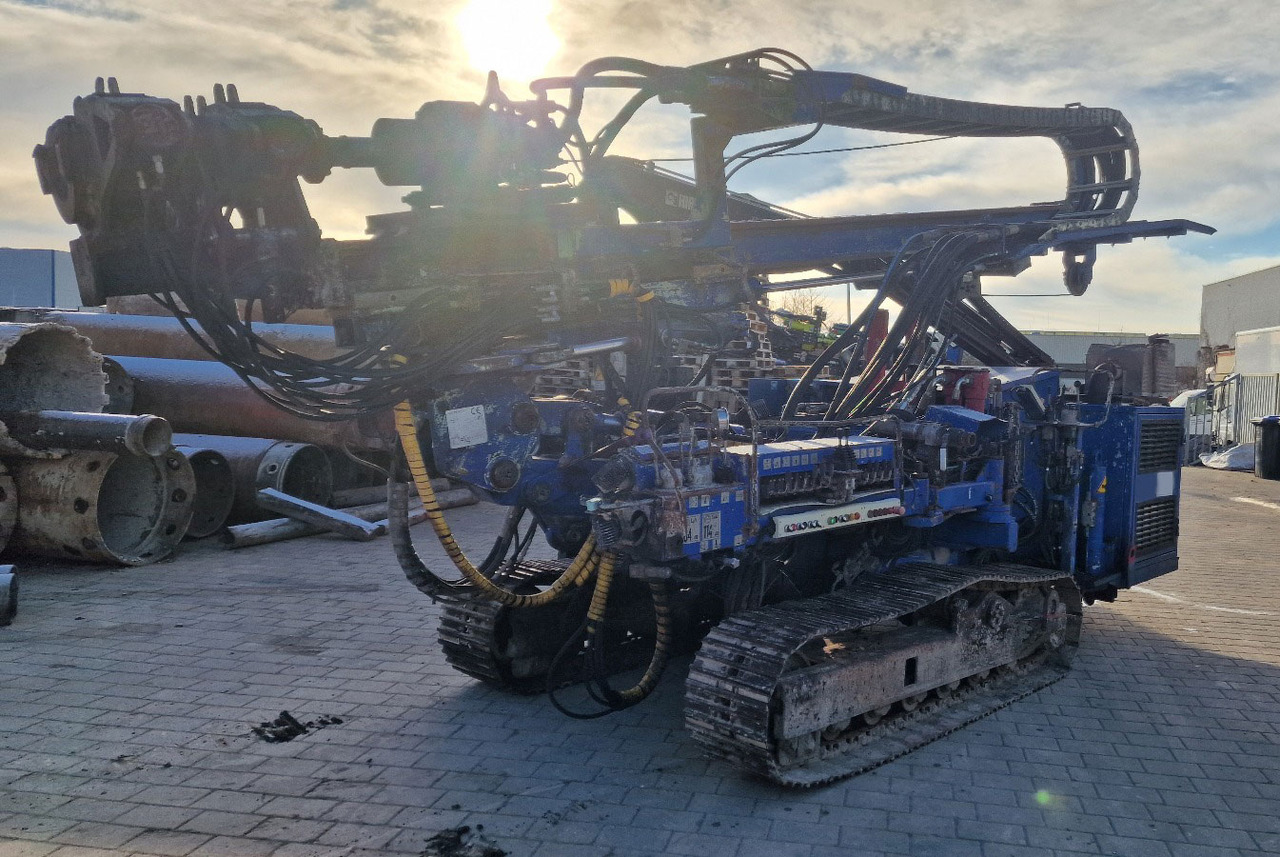 Hutte HBR 504 - Zabijač stupova: slika Hutte HBR 504 - Zabijač stupova Hutte HBR 504 - Zabijač stupova: slika Hutte HBR 504 - Zabijač stupova