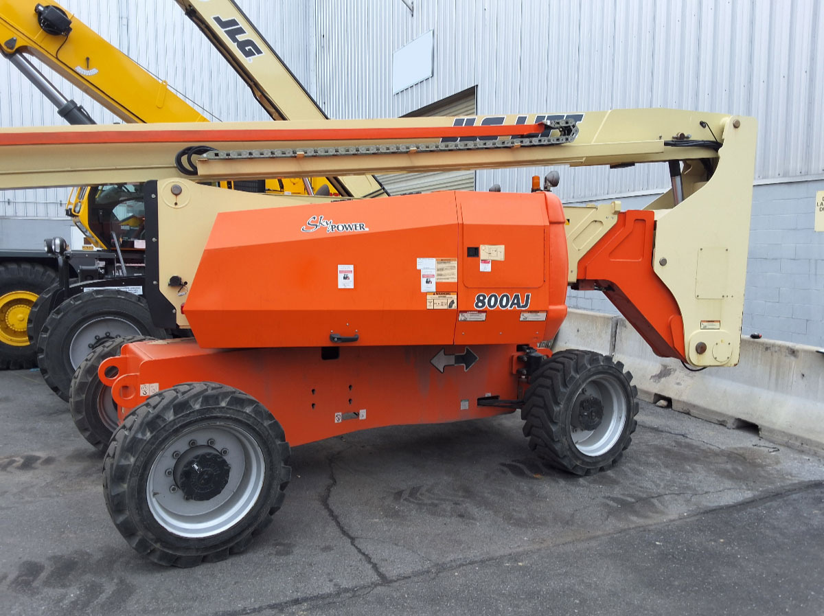 JLG 800AJ - Teleskopski utovarivač na kotačima: slika JLG 800AJ - Teleskopski utovarivač na kotačima JLG 800AJ - Teleskopski utovarivač na kotačima: slika JLG 800AJ - Teleskopski utovarivač na kotačima