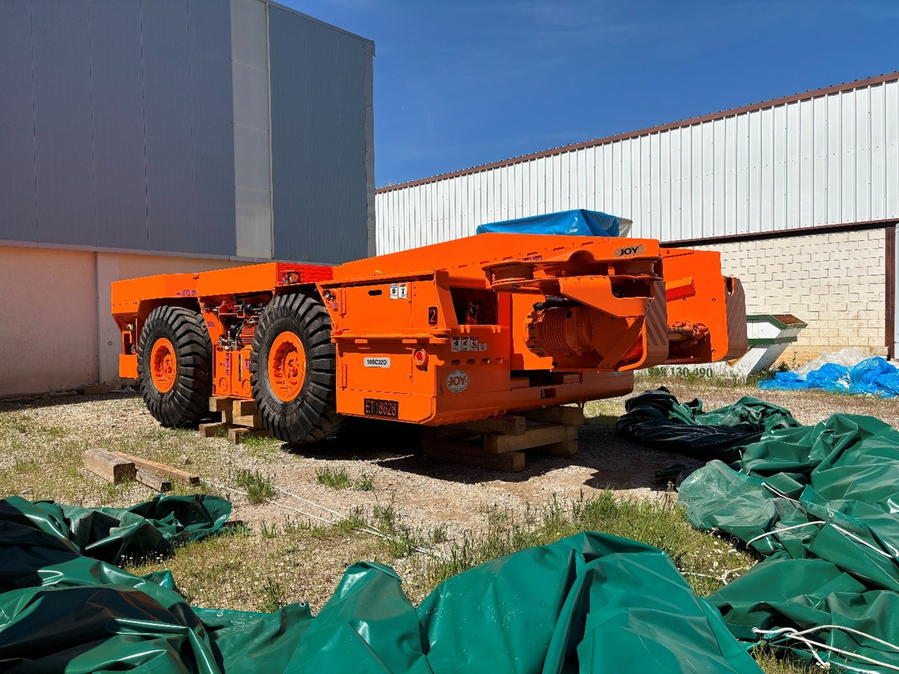 Komatsu 10SC32-48D-5 - Stroj za bušenje tunela, Istovarivač: slika Komatsu 10SC32-48D-5 - Stroj za bušenje tunela, Istovarivač Komatsu 10SC32-48D-5 - Stroj za bušenje tunela, Istovarivač: slika Komatsu 10SC32-48D-5 - Stroj za bušenje tunela, Istovarivač