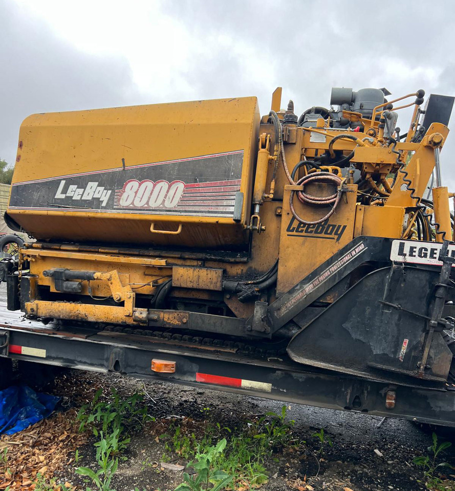 Leeboy 8000T - Finišer za asfalt: slika Leeboy 8000T - Finišer za asfalt Leeboy 8000T - Finišer za asfalt: slika Leeboy 8000T - Finišer za asfalt
