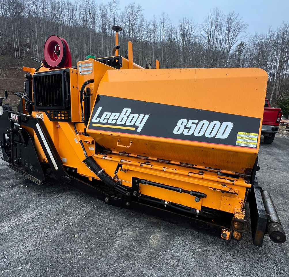 Leeboy 8500D - Finišer za asfalt: slika Leeboy 8500D - Finišer za asfalt Leeboy 8500D - Finišer za asfalt: slika Leeboy 8500D - Finišer za asfalt