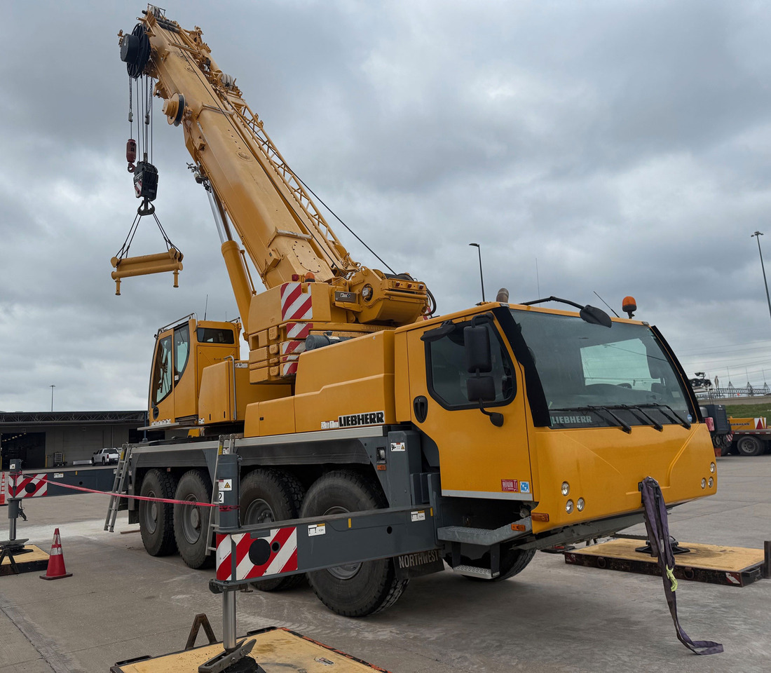Liebherr LTM 1070-4.2 - Autodizalica: slika Liebherr LTM 1070-4.2 - Autodizalica Liebherr LTM 1070-4.2 - Autodizalica: slika Liebherr LTM 1070-4.2 - Autodizalica