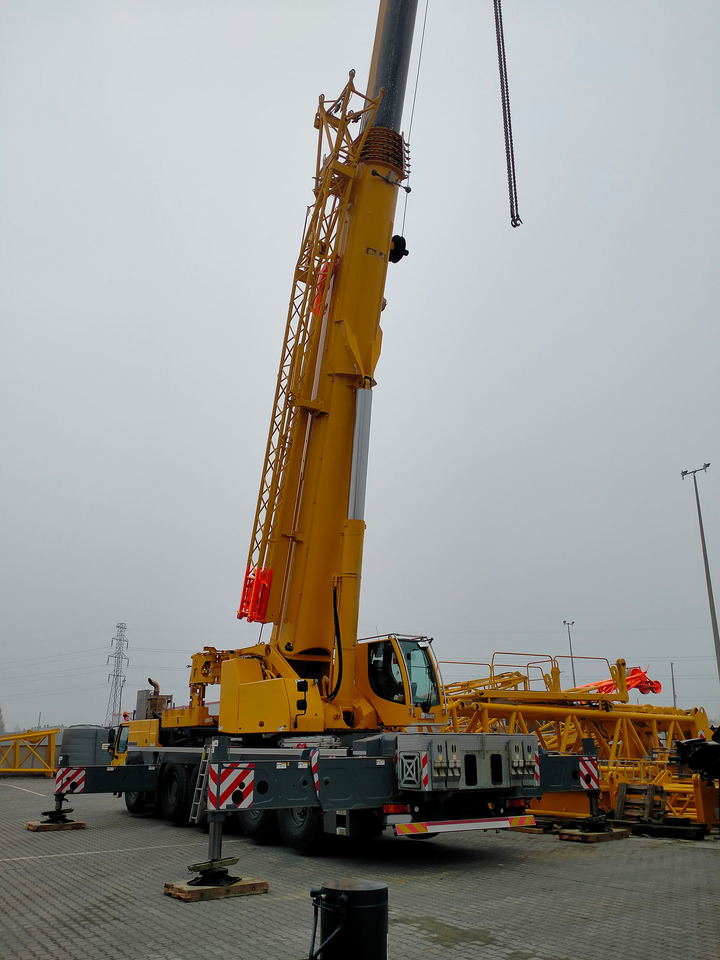 Liebherr LTM 1230-5.1 - Autodizalica: slika Liebherr LTM 1230-5.1 - Autodizalica Liebherr LTM 1230-5.1 - Autodizalica: slika Liebherr LTM 1230-5.1 - Autodizalica