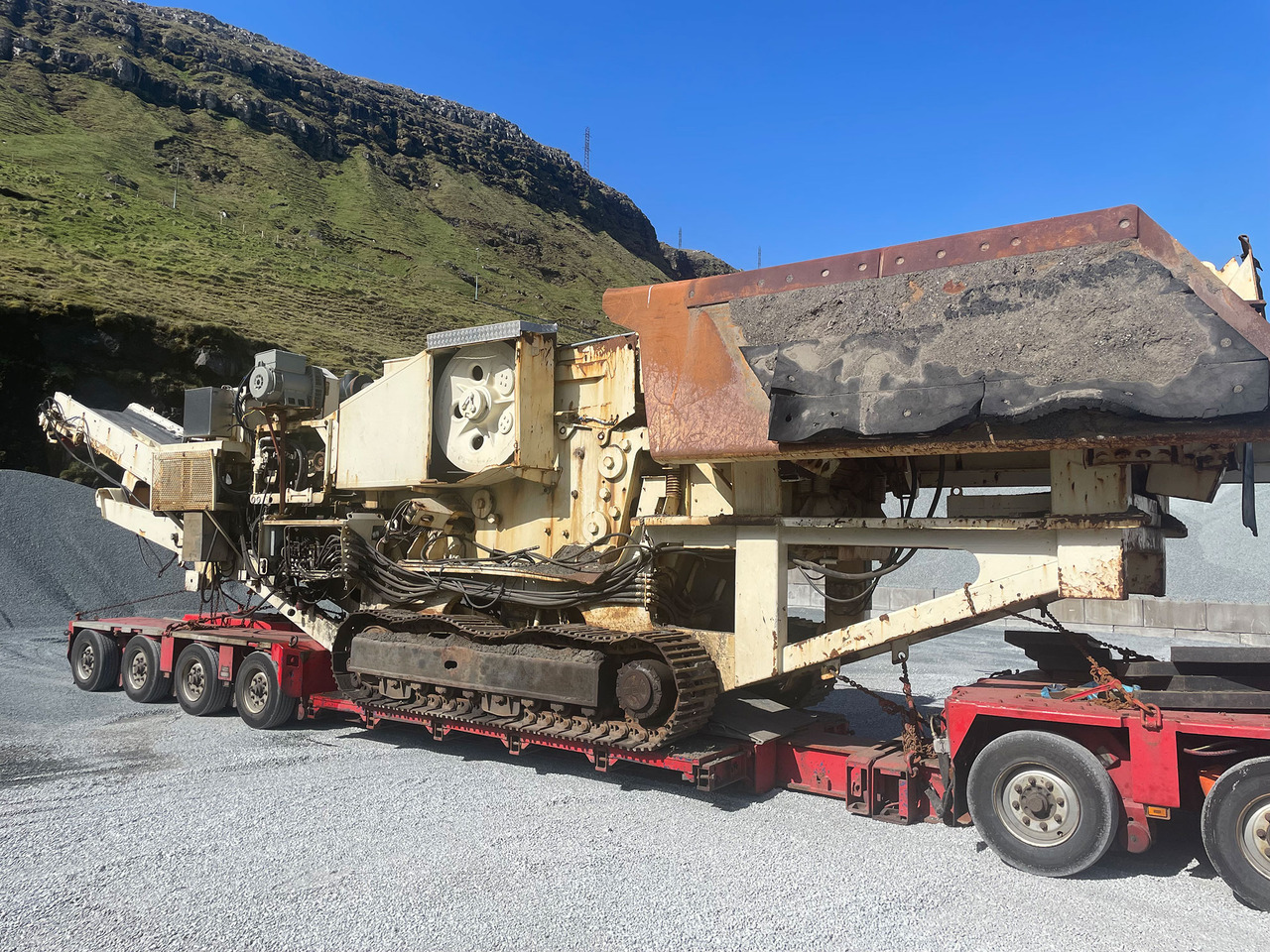 Metso LT110S - Čeljusna drobilica: slika Metso LT110S - Čeljusna drobilica Metso LT110S - Čeljusna drobilica: slika Metso LT110S - Čeljusna drobilica