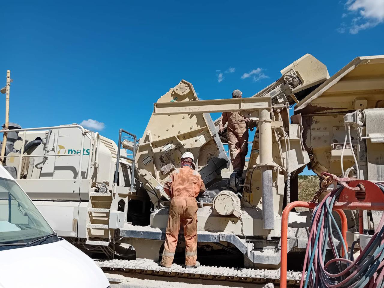 Metso LT1213S - Udarna drobilica: slika Metso LT1213S - Udarna drobilica Metso LT1213S - Udarna drobilica: slika Metso LT1213S - Udarna drobilica