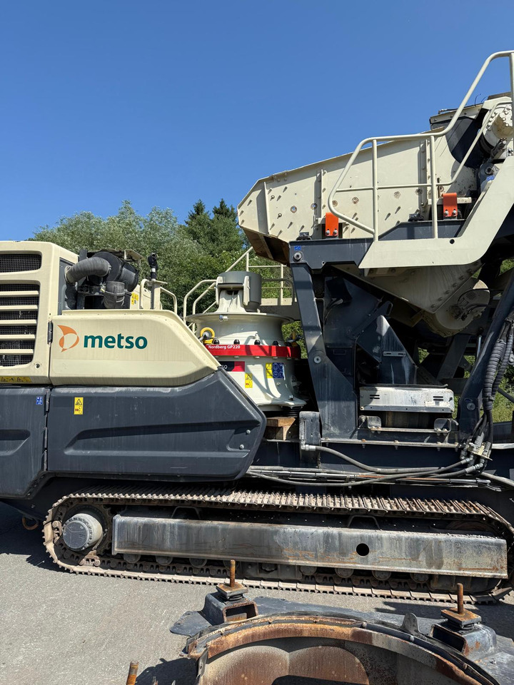 Metso LT220GP - Konusna drobilica: slika Metso LT220GP - Konusna drobilica Metso LT220GP - Konusna drobilica: slika Metso LT220GP - Konusna drobilica